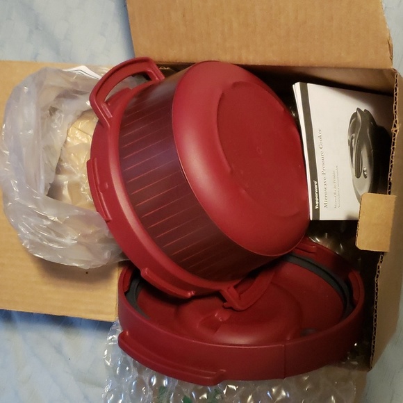 Tupperware Microwave Pressure Cooker NIB - Picture 2 of 5